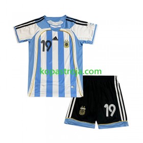 Billiga Fotbollströjor Argentina Lionel Messi 19 2006 Retro Barn Hemma tröja Kortärmad